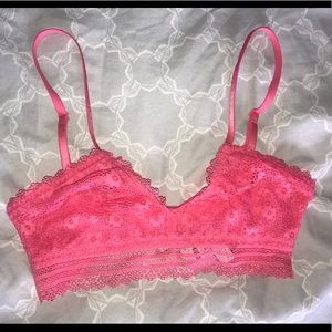 VICTORIAS SECRET BRALETTE